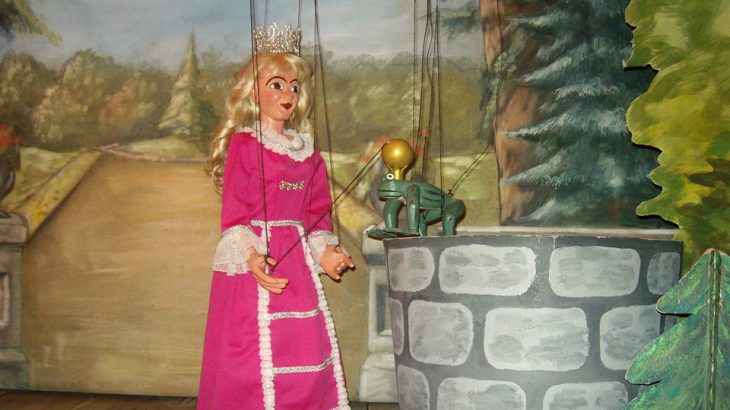 Froschkönig Marionettentheater